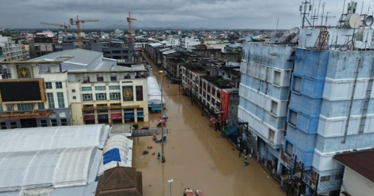 Địa phương thi đấu tại Thái Lan ngập lụt nặng, U22 Việt Nam bị ảnh hưởng