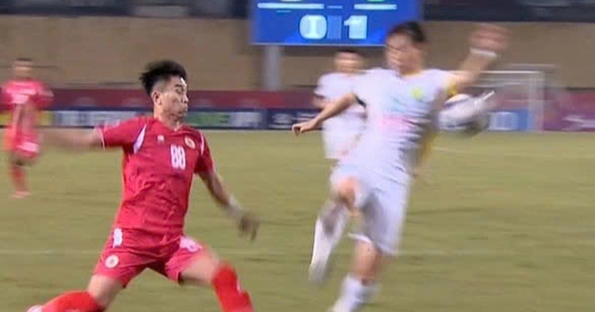 Đội nhà thua đau, báo Trung Quốc tố trọng tài thiên vị CLB Công an Hà Nội