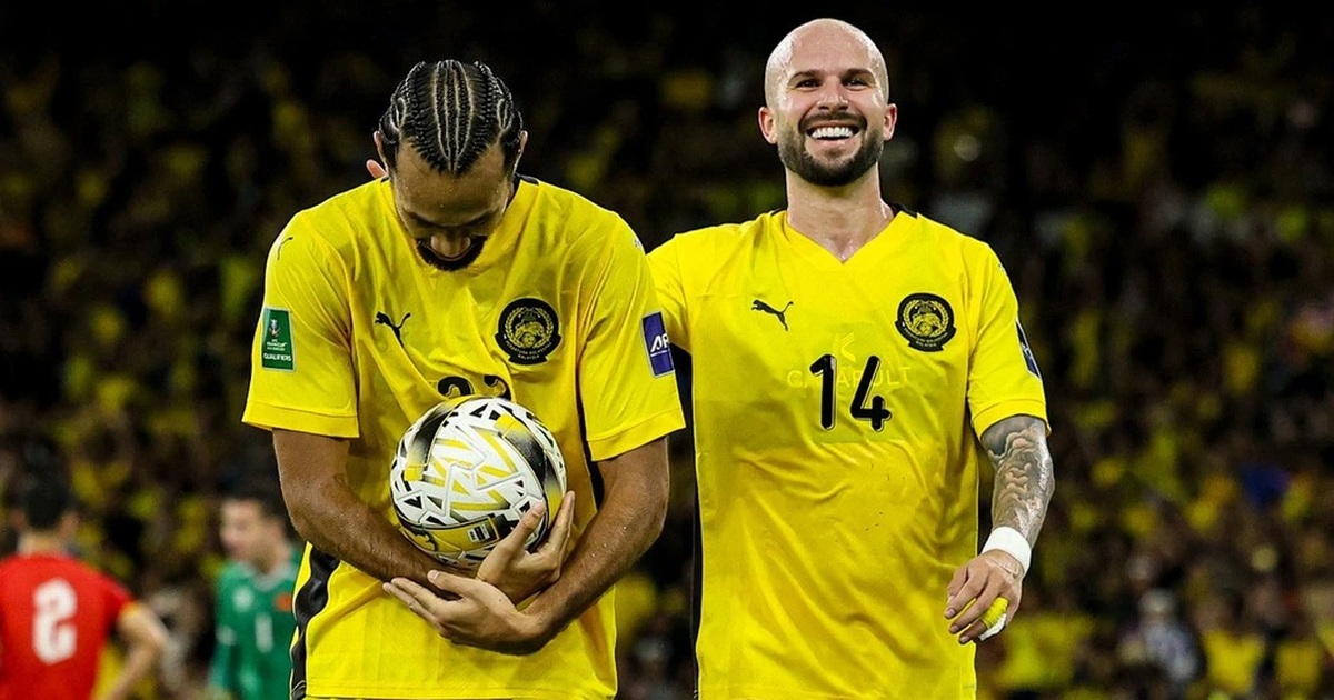 FIFA bị tố cáo xử phạt sai luật bóng đá Malaysia vụ nhập tịch gian lận