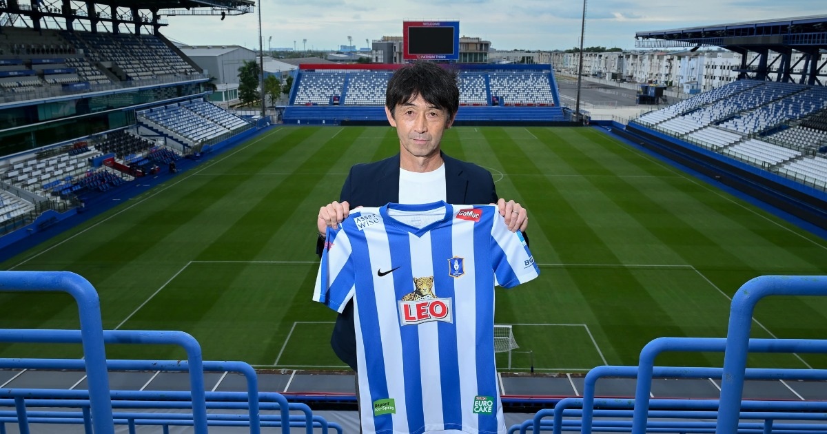 HLV Masatada Ishii dẫn dắt CLB Thái Lan, chuẩn bị chạm trán HLV Polking