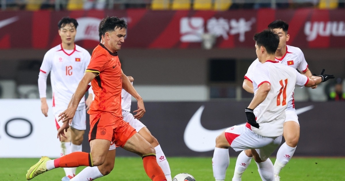 Phản ứng của CĐV Trung Quốc khi đội nhà gục ngã trước U22 Việt Nam