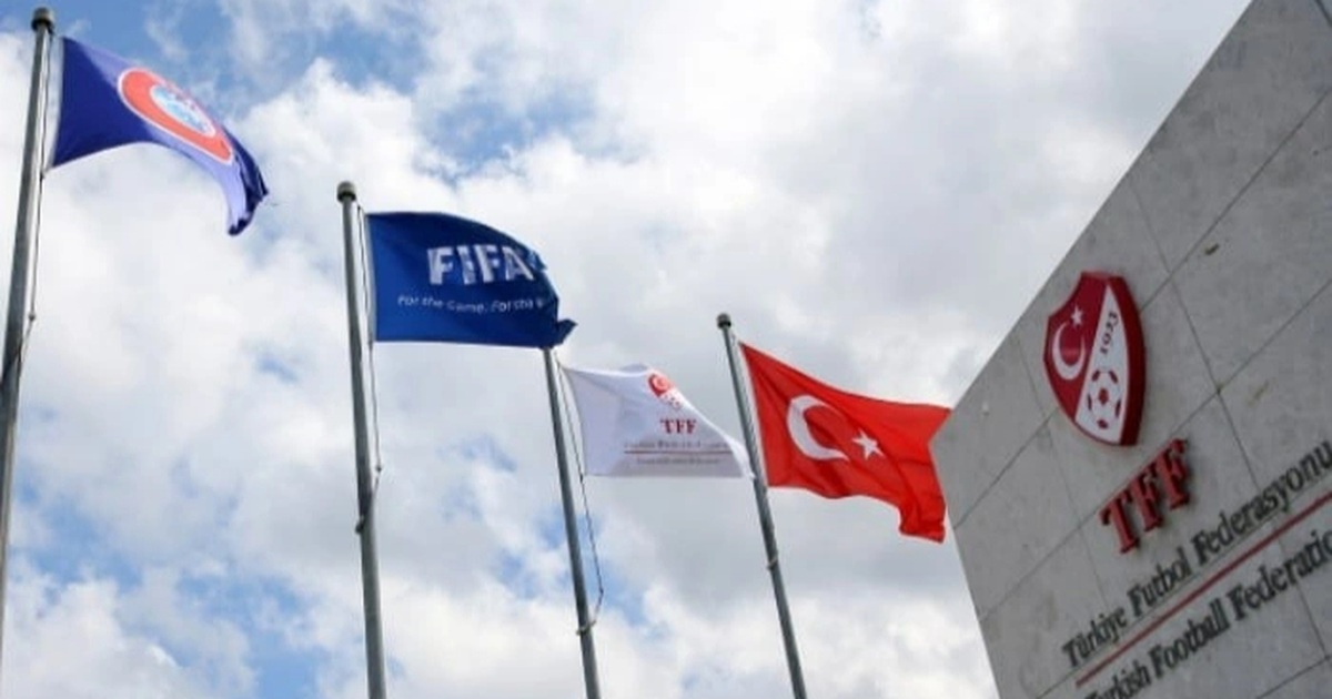 Rúng động bóng đá Thổ Nhĩ Kỳ: 149 trọng tài bị treo còi vì cá độ