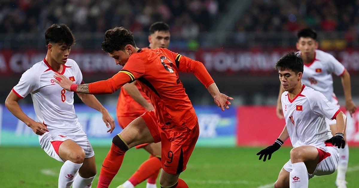 U22 Việt Nam đánh bại U22 Trung Quốc: Chiến thắng nghịch cảnh
