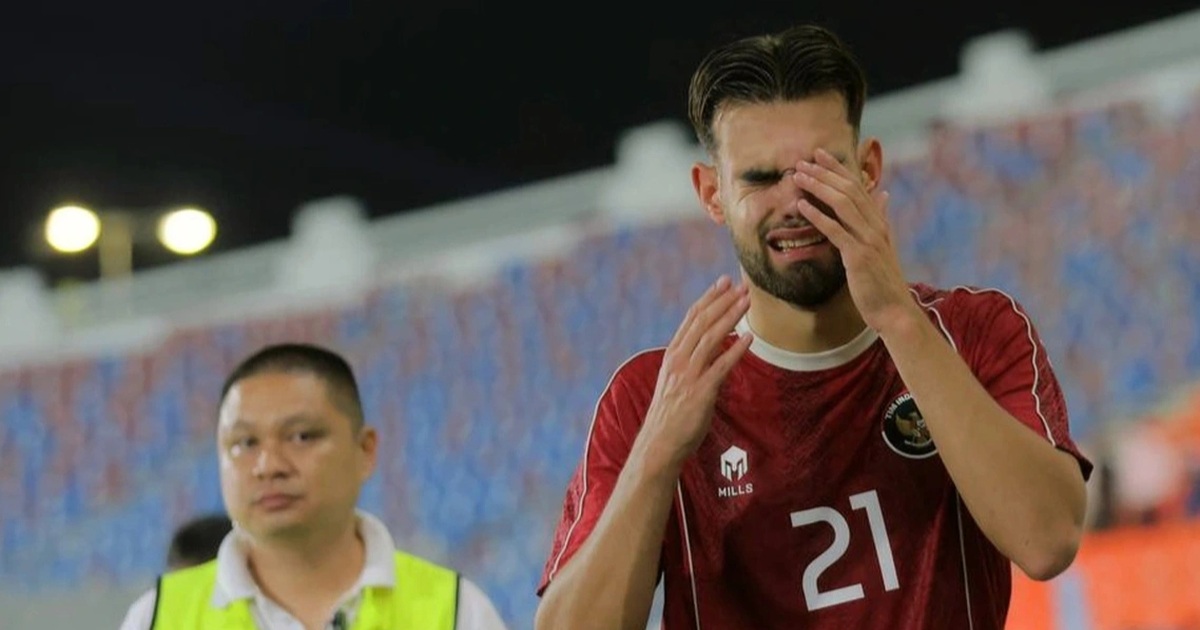 CĐV Indonesia nổi giận khi đội nhà nhập tịch ồ ạt nhưng vẫn bị loại sớm