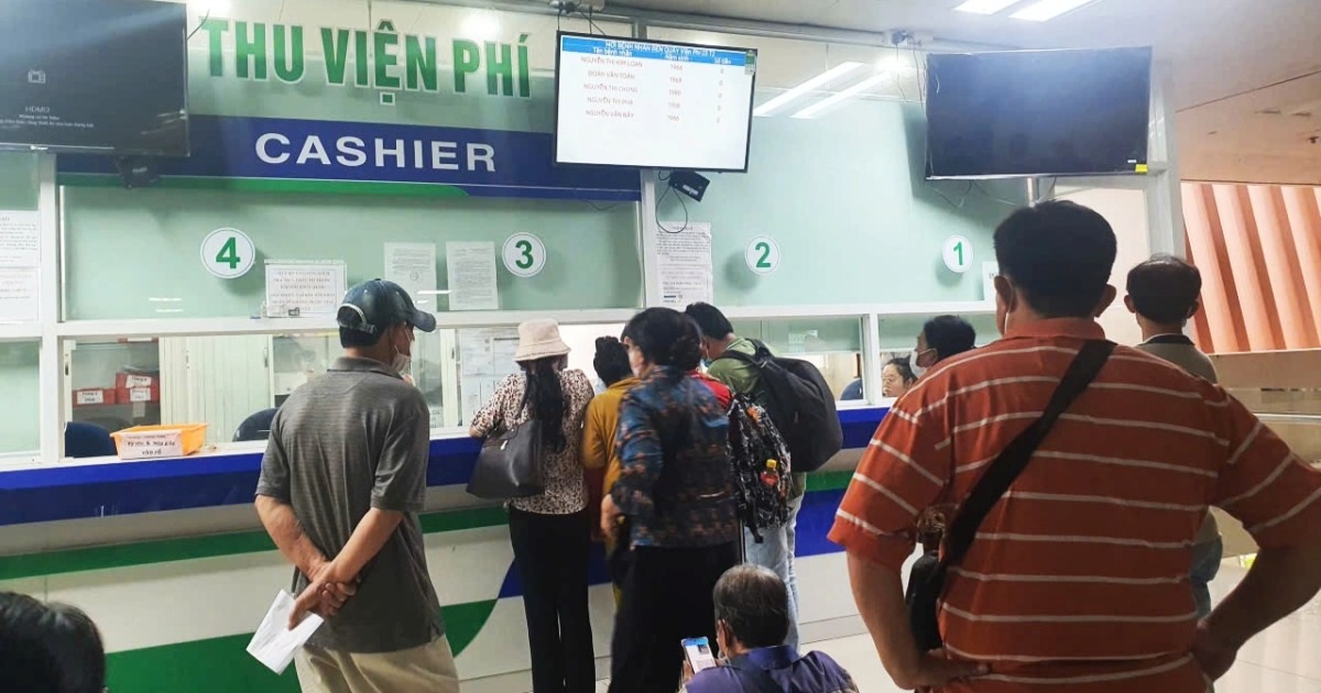 Đề xuất miễn viện phí sớm cho người ung thư: Giám đốc BV tuyến cuối nói gì?