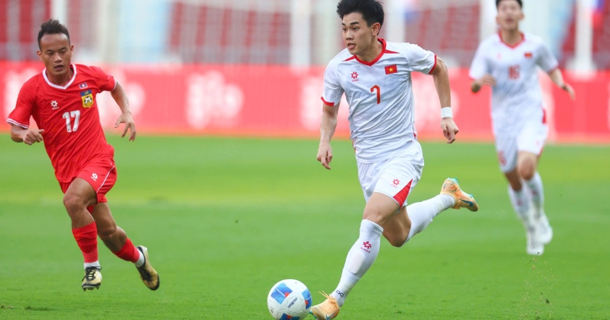 Đình Bắc lập cú đúp, U22 Việt Nam thắng nhẹ U22 Lào