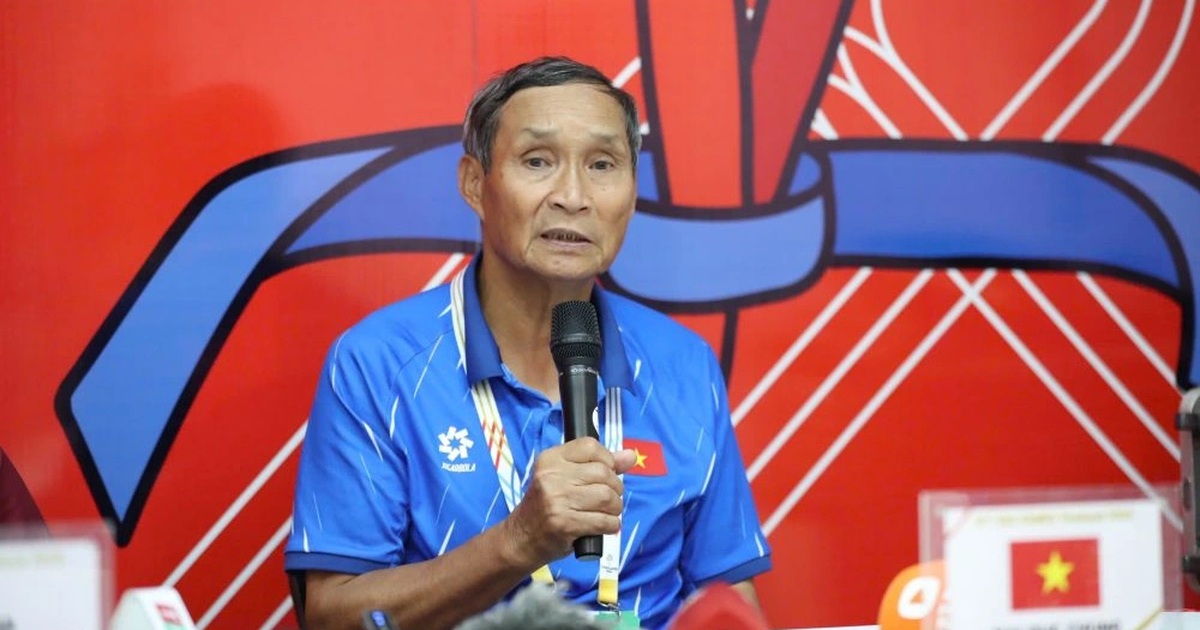 HLV Mai Đức Chung tuyên bố đanh thép trước trận chung kết SEA Games