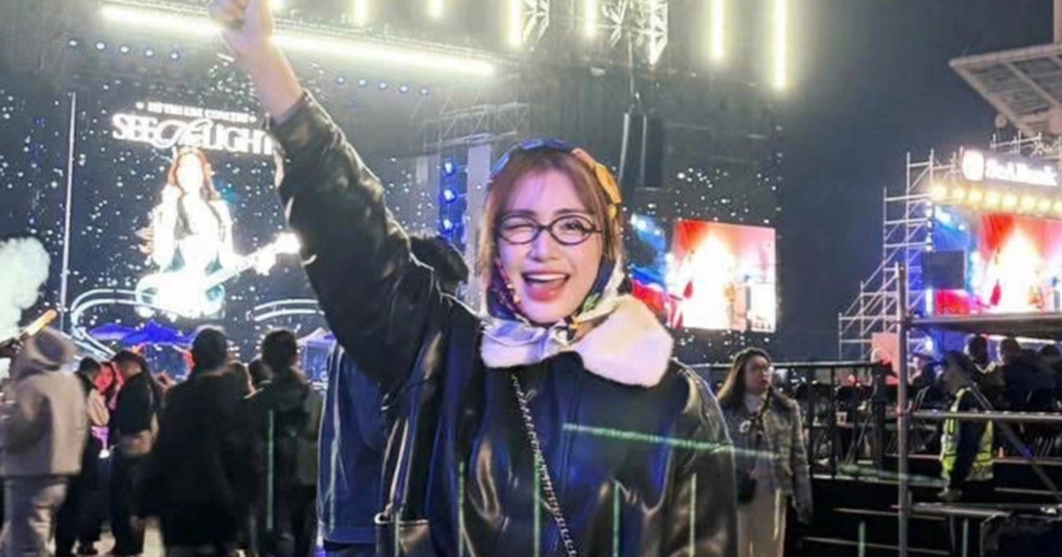 Hòa Minzy cổ vũ Mỹ Tâm nhiệt tình nhưng xin về sớm để... đón con