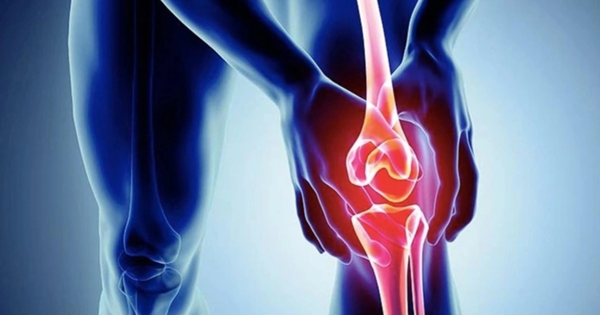 Không chỉ người già, nhiều người trẻ cũng phải thay khớp