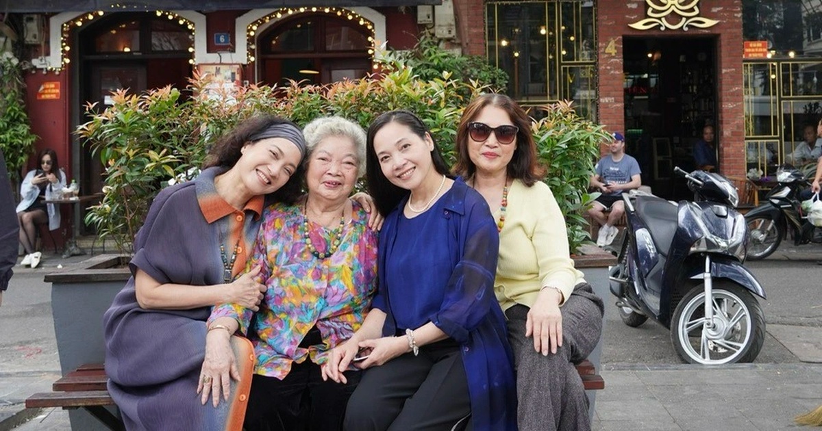 NSƯT Lê Mai kể chuyện tình yêu của con gái với rể Tây