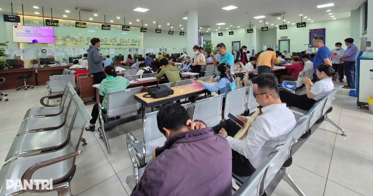 Người dân Hà Nội có thể làm thủ tục thế chấp đất đai online từ 1/1/2026