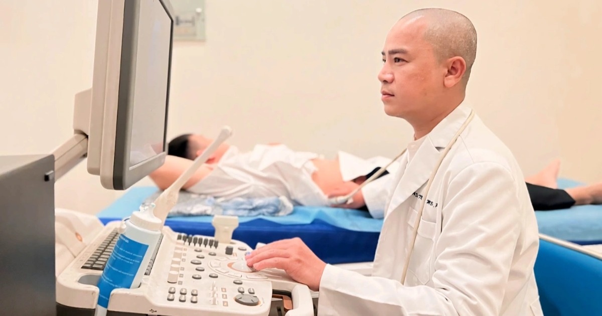 Nhiều ông chồng cầu cứu bác sĩ vì có sở thích “khác thường” trong phòng ngủ