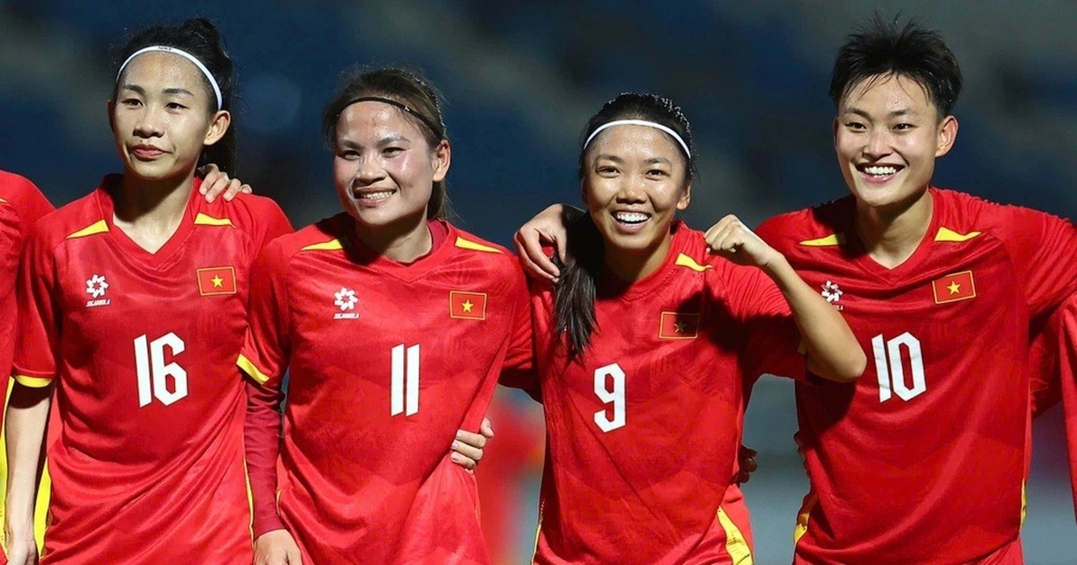 Tuyển nữ Việt Nam nỗ lực tập luyện, chờ quyết đấu Philippines